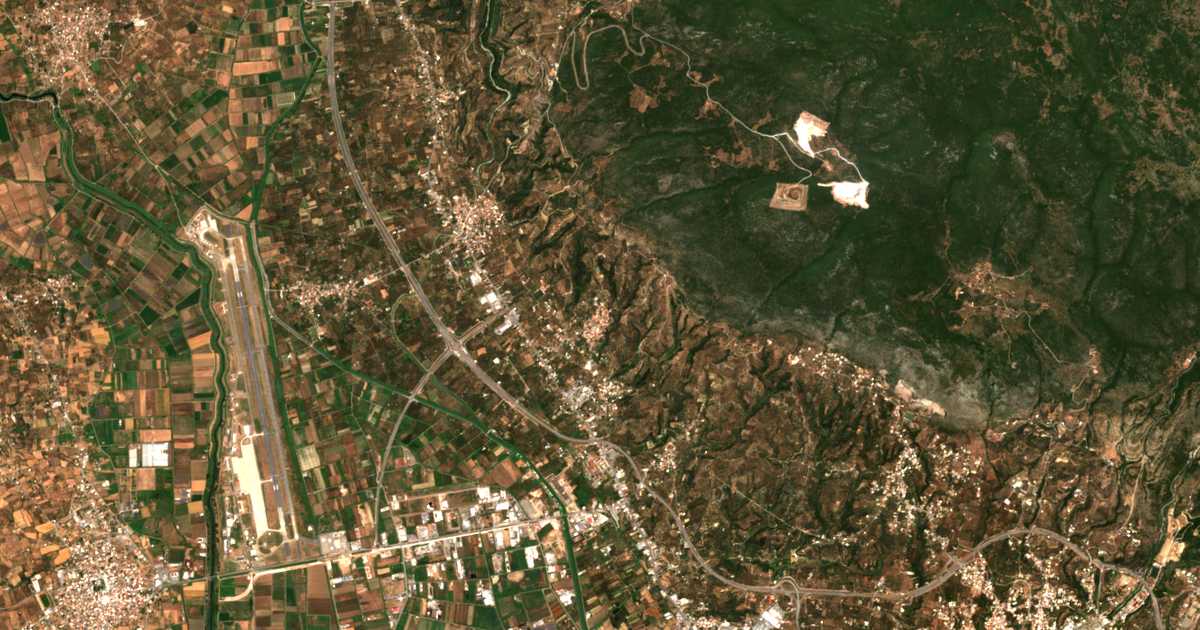 Carte satellite de Sperchógia