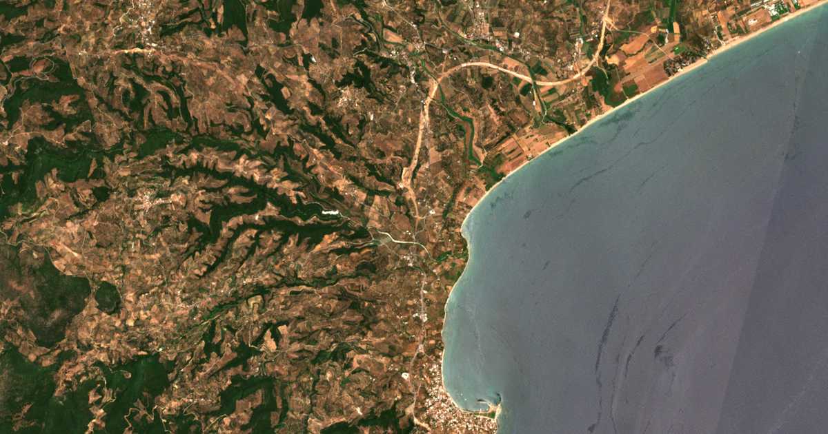 Carte satellite de Tzánes