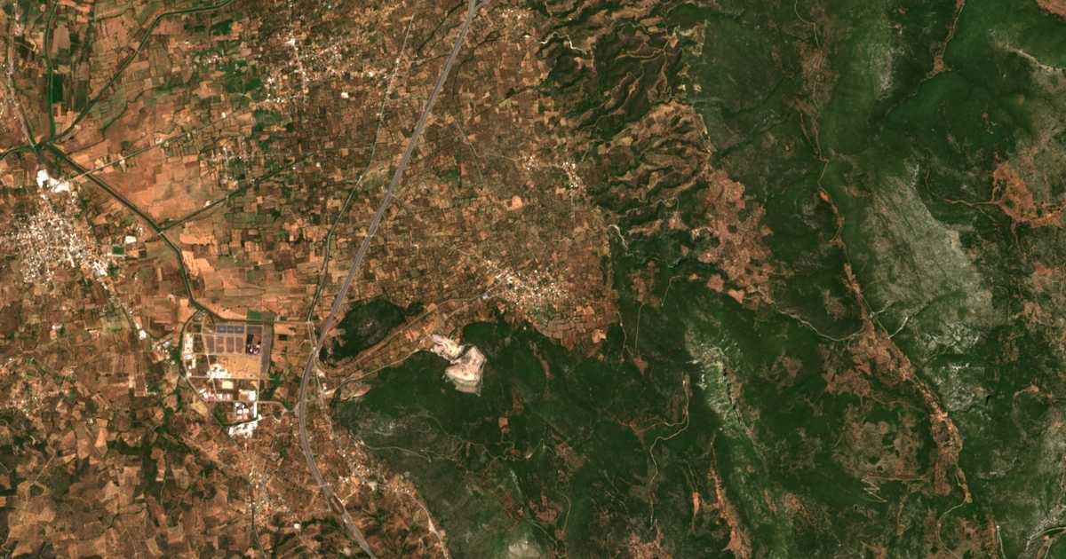Carte satellite de Katsarós