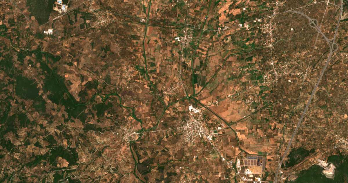 Carte satellite de Magoúla