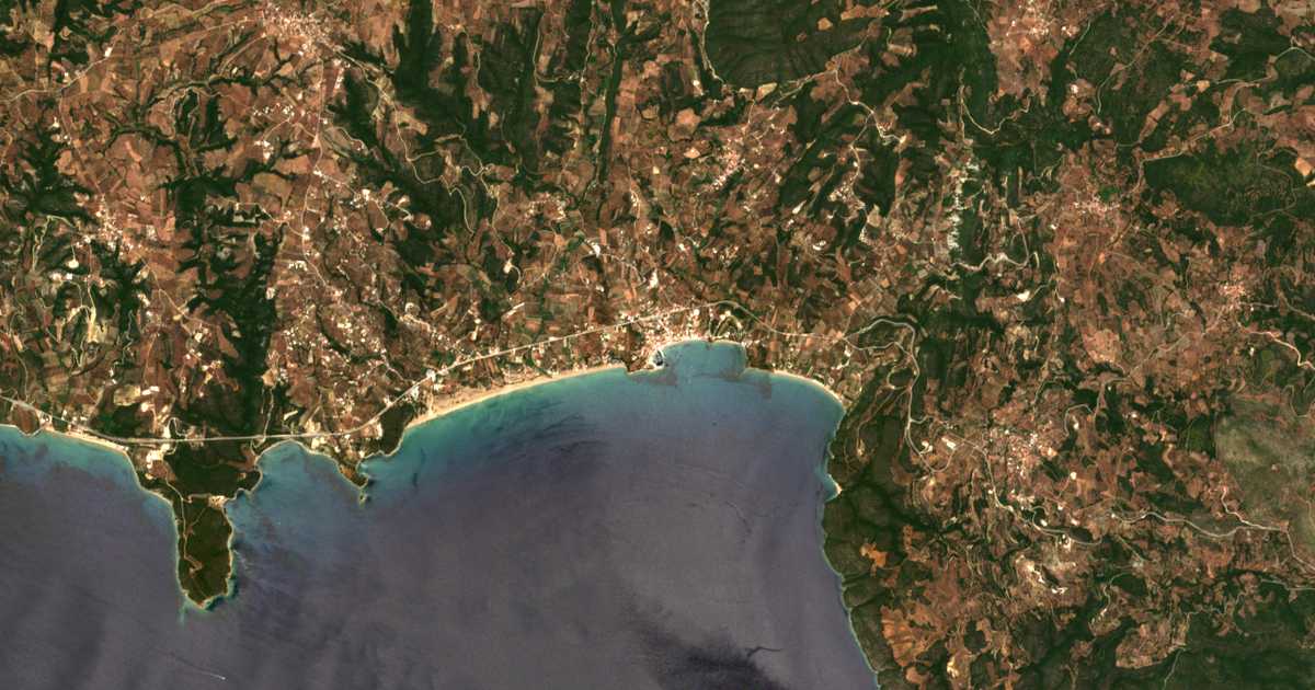 Carte satellite de Finikoúnda