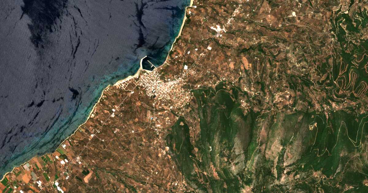 Carte satellite de Kyparissía