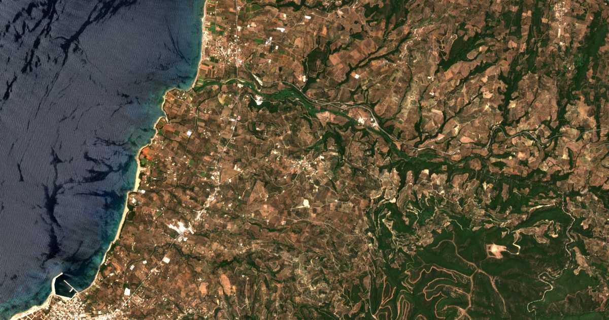 Carte satellite de Ráchai