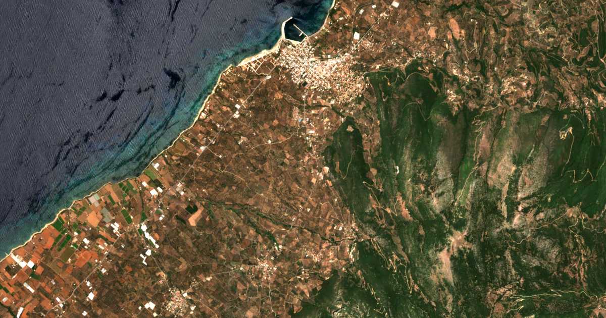 Carte satellite de Rouzákion
