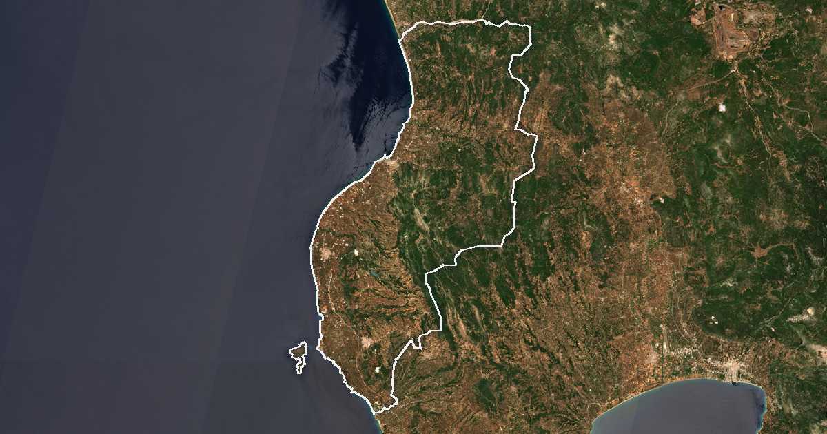 Image satellite avec la limite tracée: de Triphylie