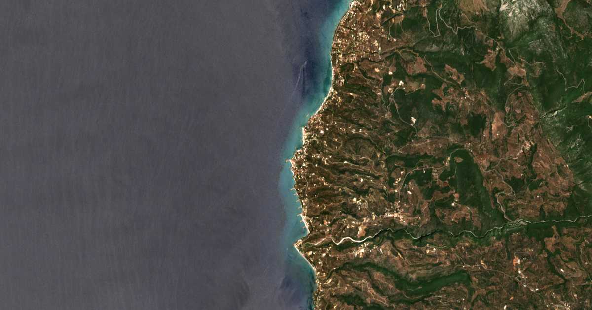 Carte satellite de Avía