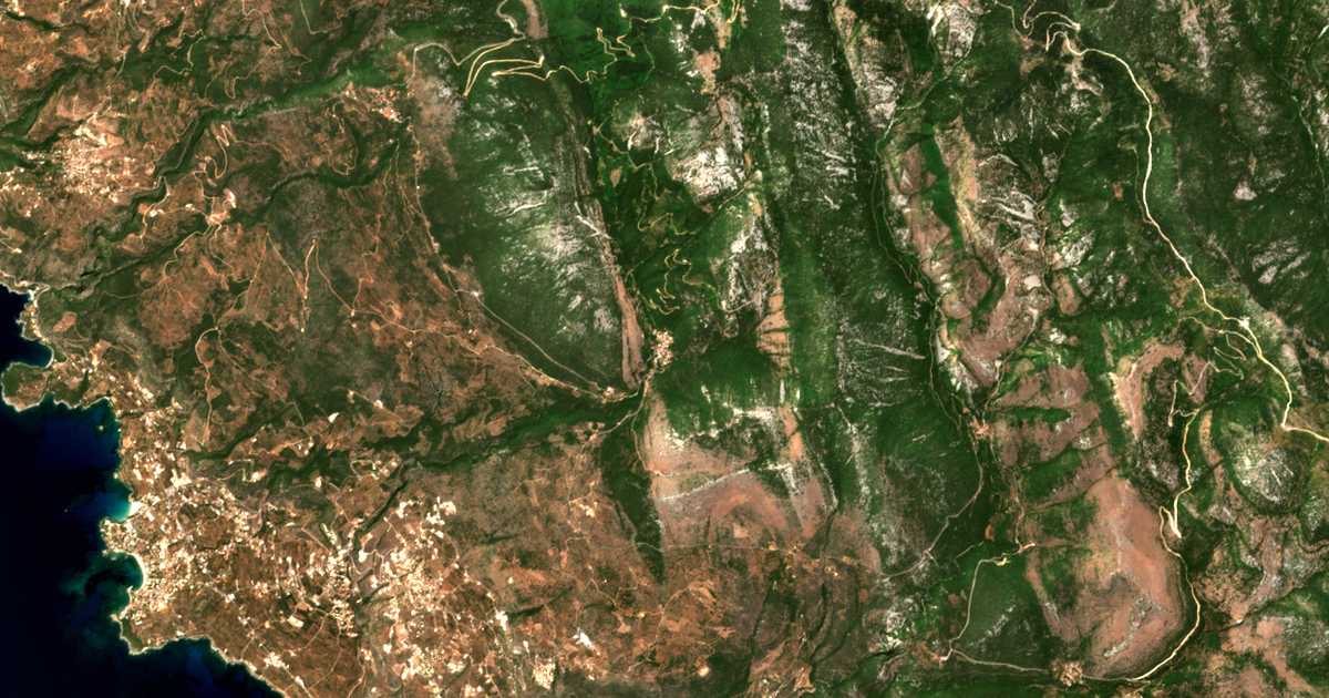 Carte satellite de Kastaniá