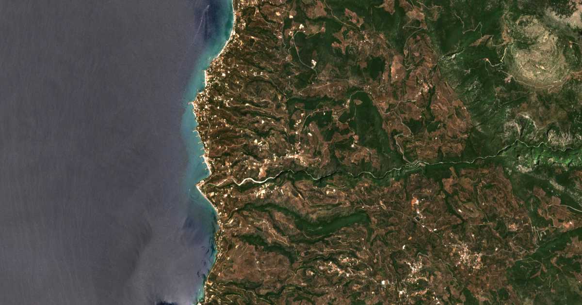Carte satellite de Megáli Mandínia