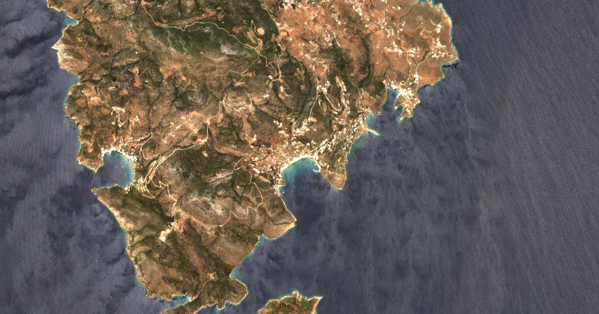 Carte satellite de Platýs Gialós