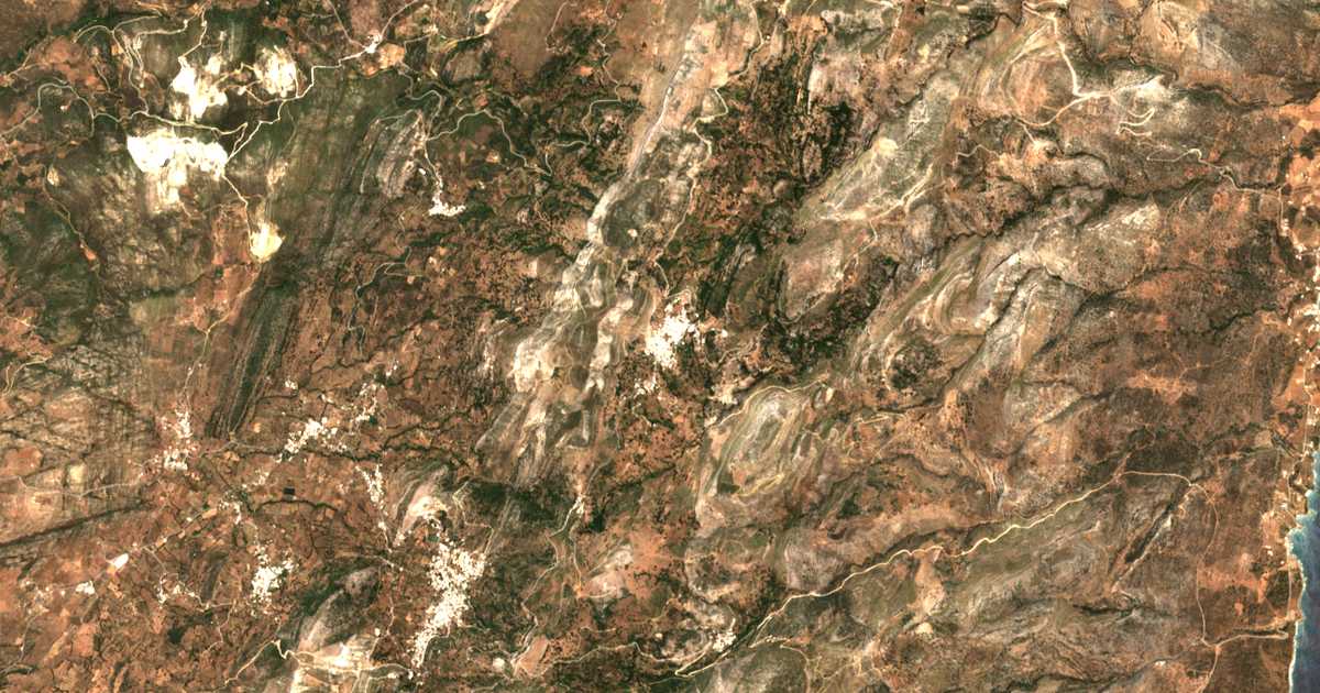 Carte satellite de Apeiranthos
