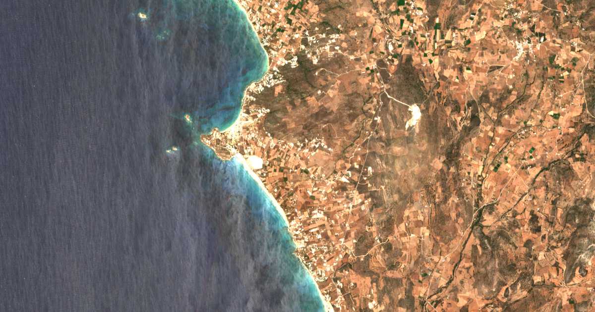 Carte satellite de Mikrí Vívla