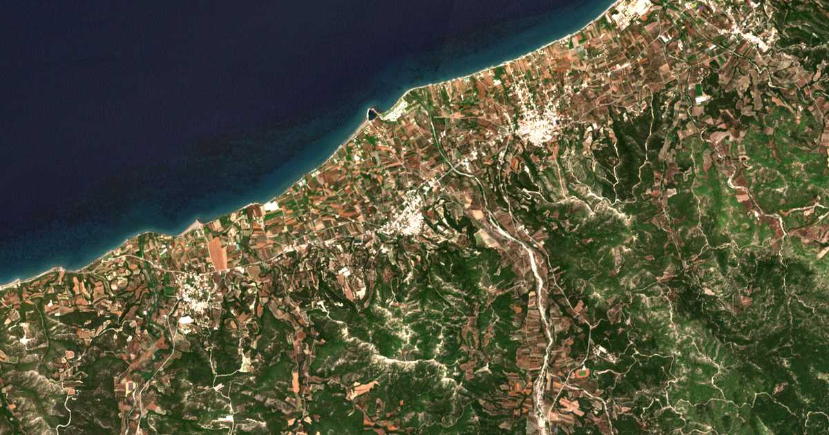Carte satellite de Fánai