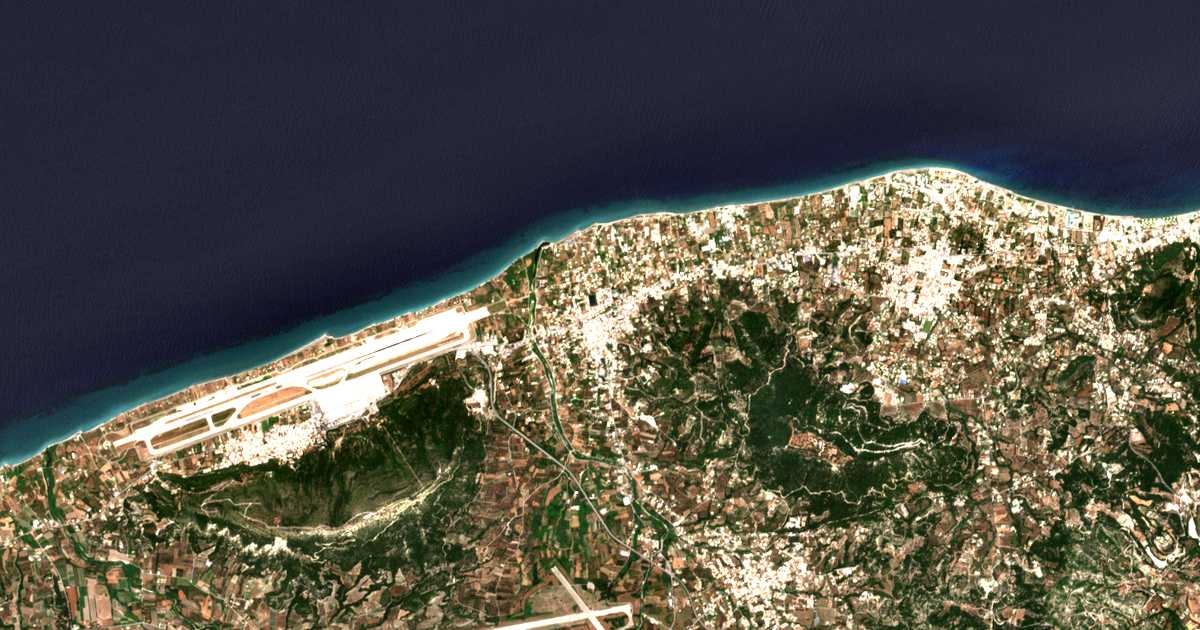 Carte satellite de Kremastí
