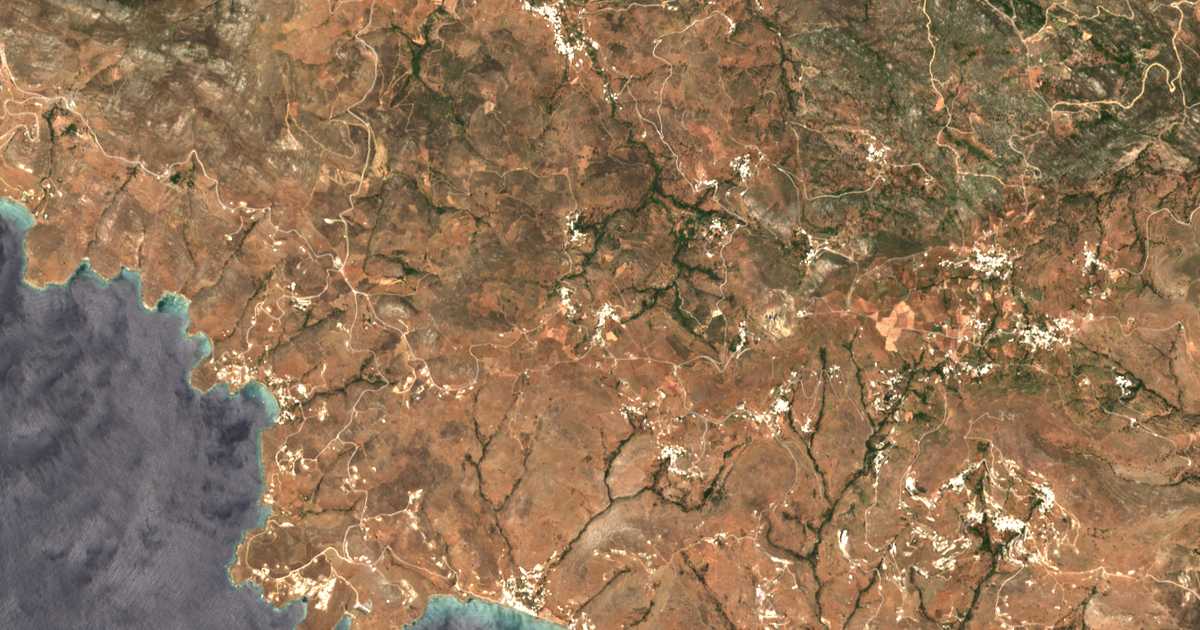 Carte satellite de Kámpos