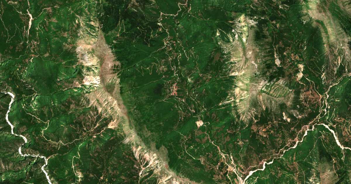 Carte satellite de Anthiró