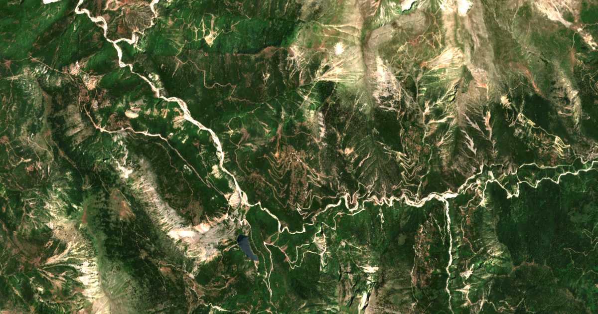 Carte satellite de Koumpourianá