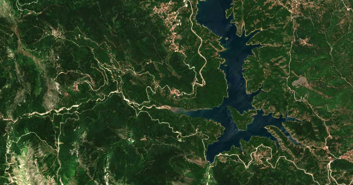 Carte satellite de Belokomíti