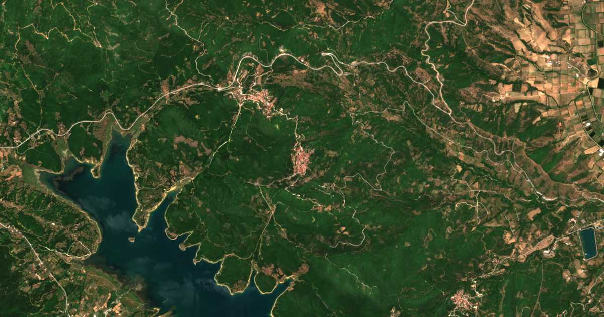 Carte satellite de Mesenikólas