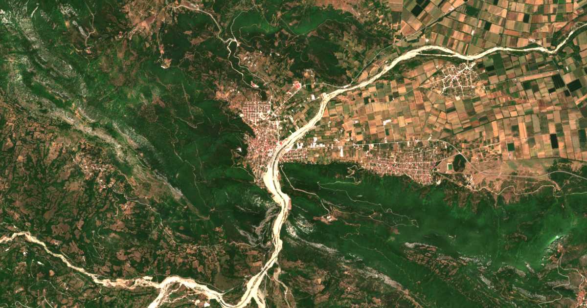 Carte satellite de Geórgios Karaïskákis