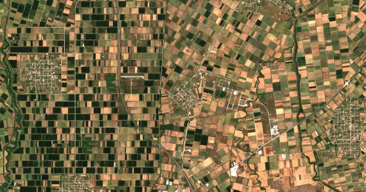 Carte satellite de Gorgovítes