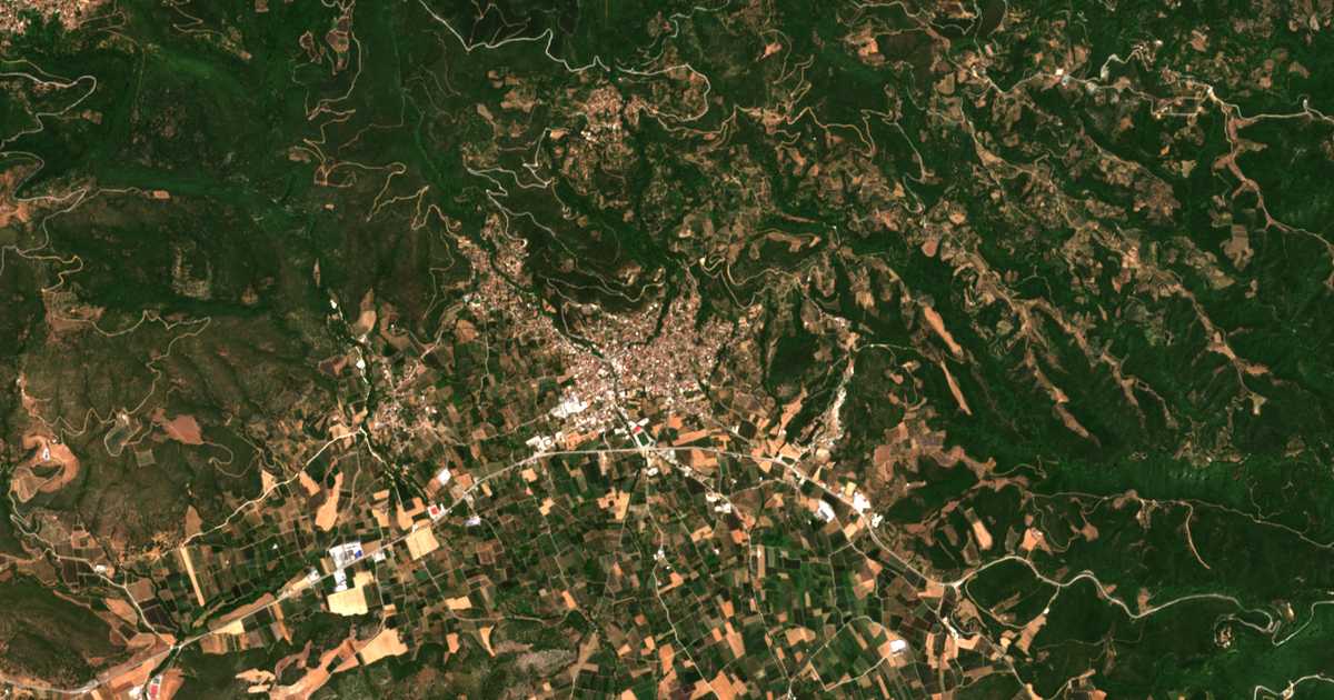 Carte satellite de Agiá