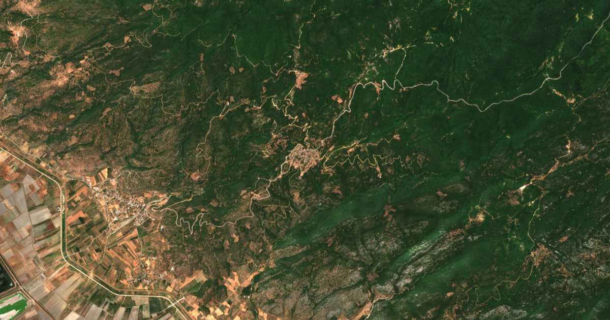 Carte satellite de Élafos