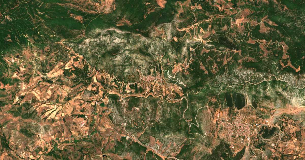 Carte satellite de Loutrón