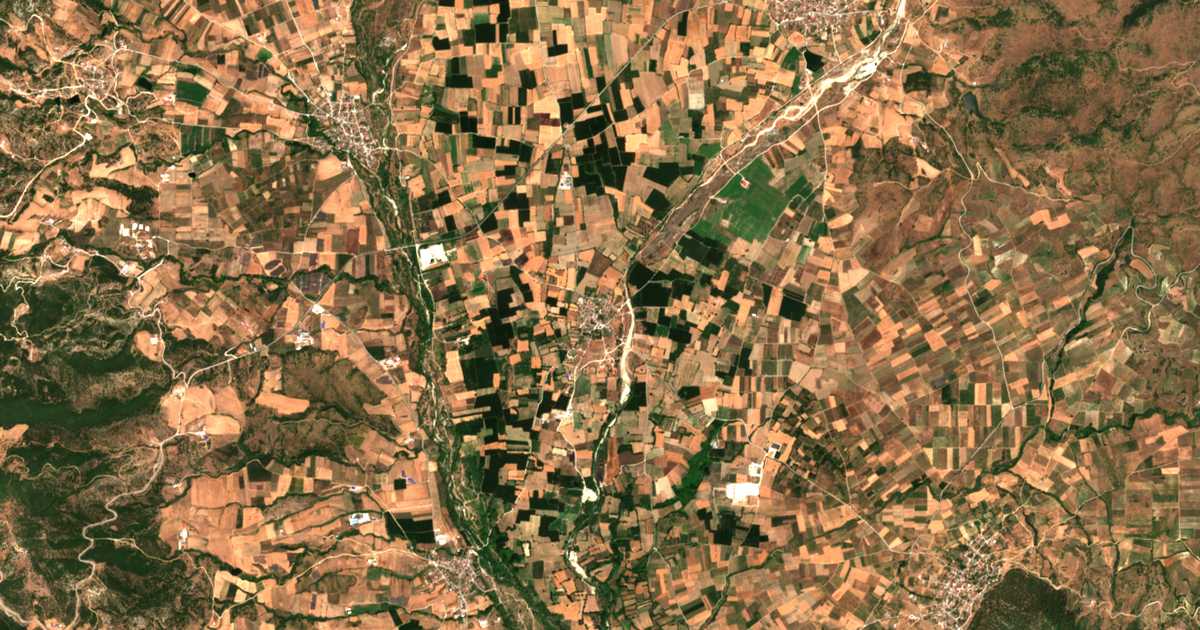 Carte satellite de Magoúla