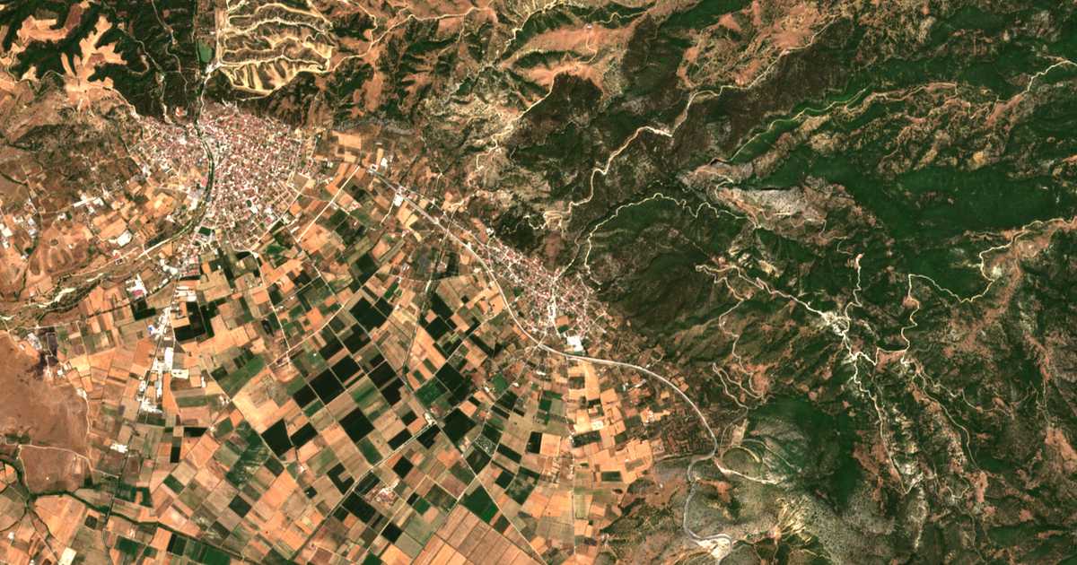 Carte satellite de Tsaritsáni