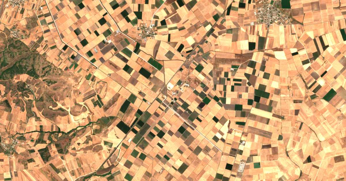 Carte satellite de Kámpos