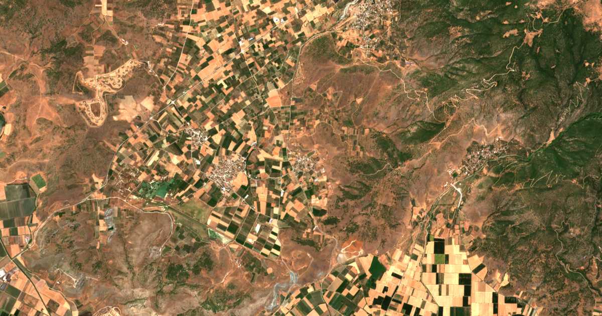 Carte satellite de Cheimádion