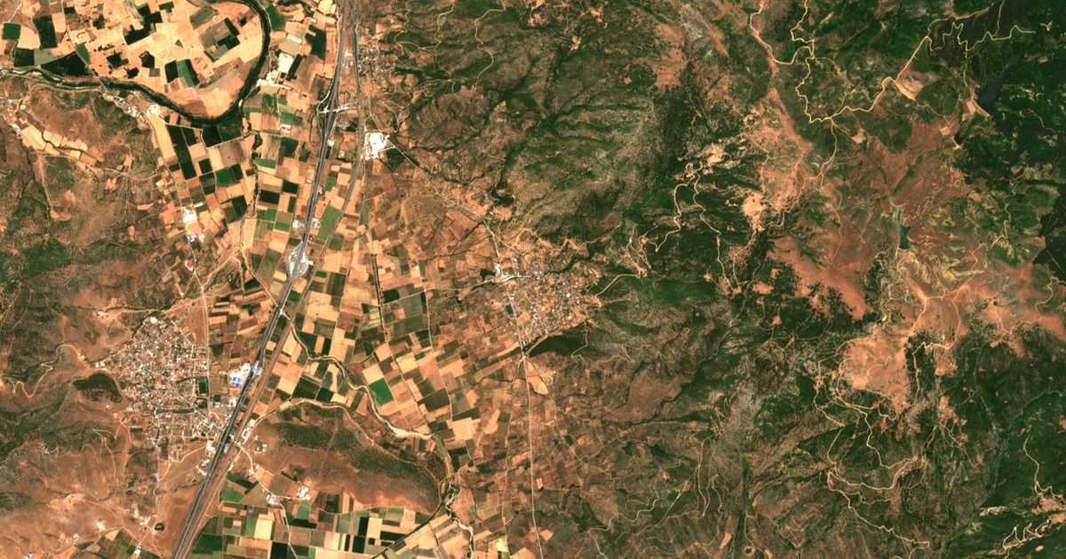 Carte satellite de Eláteia