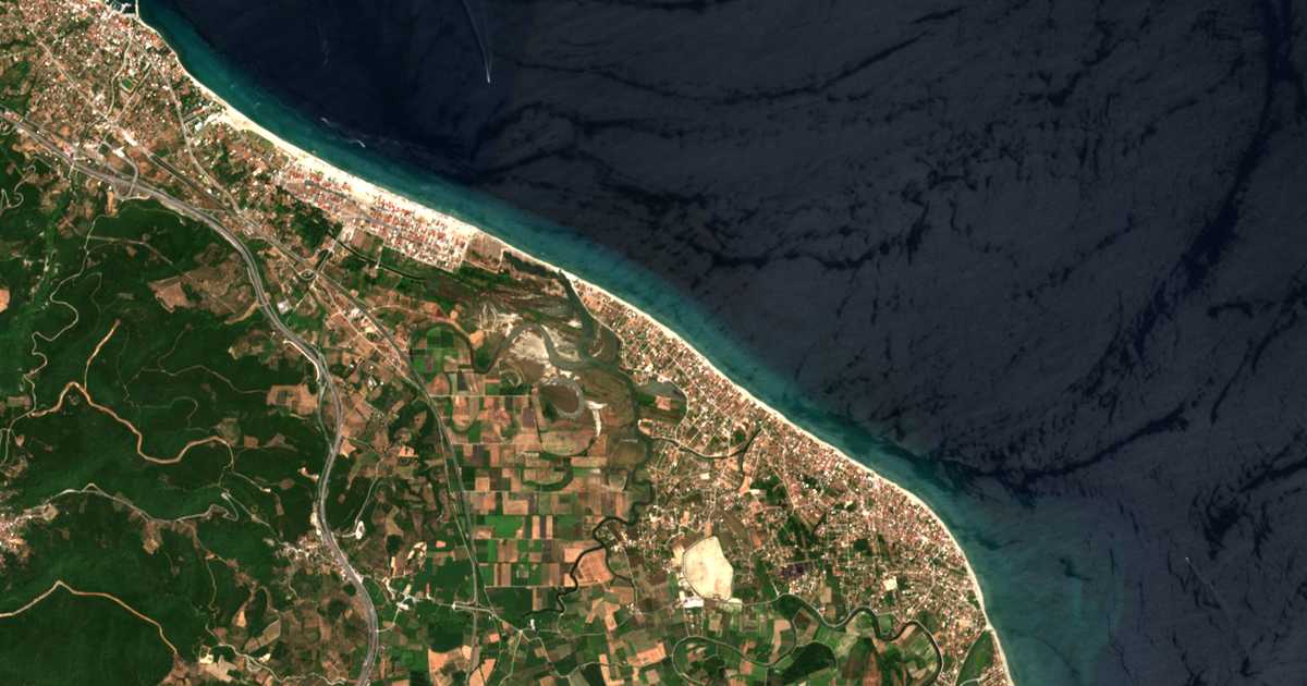 Carte satellite de Kastrí Loutró