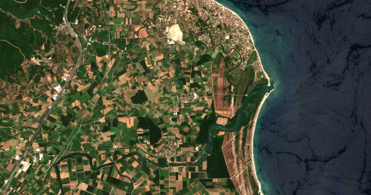 Carte satellite de Kouloúra