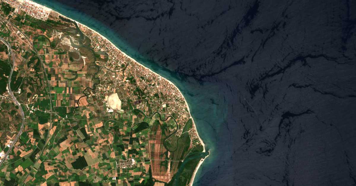 Carte satellite de Néa Meságkala