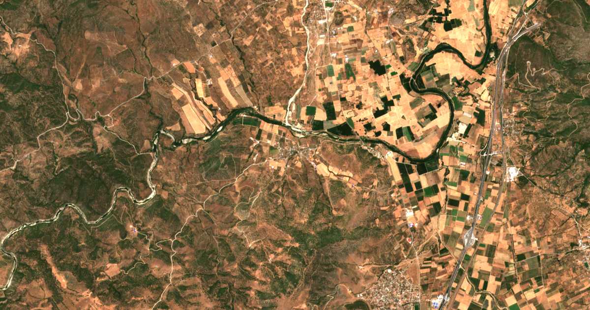 Carte satellite de Parapótamos