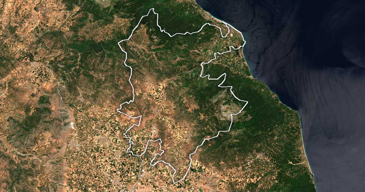 Image satellite avec la limite tracée: de Tempé