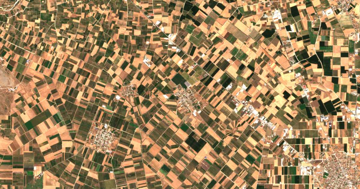 Carte satellite de Déndra