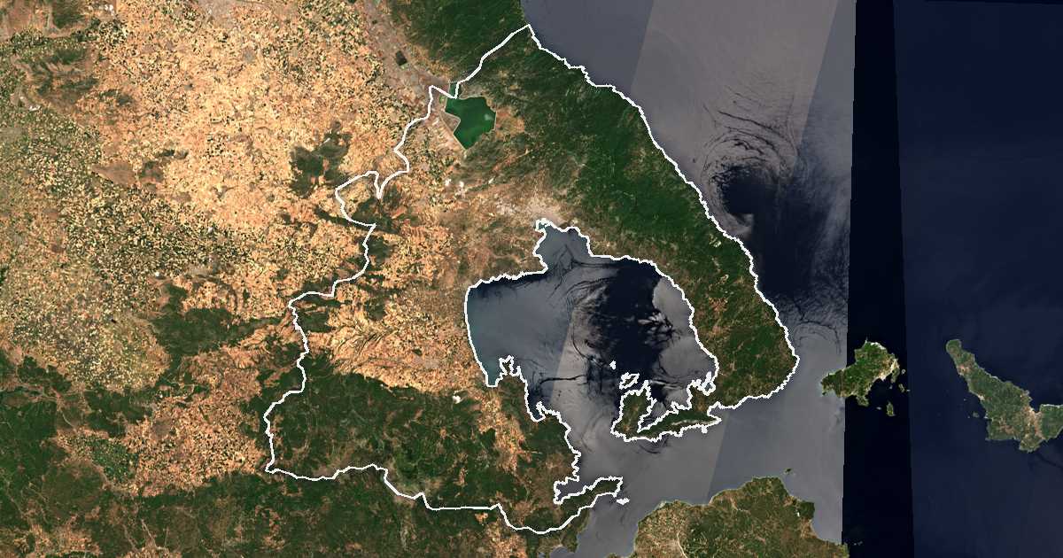 Image satellite avec la limite tracée: régional de Magnésie