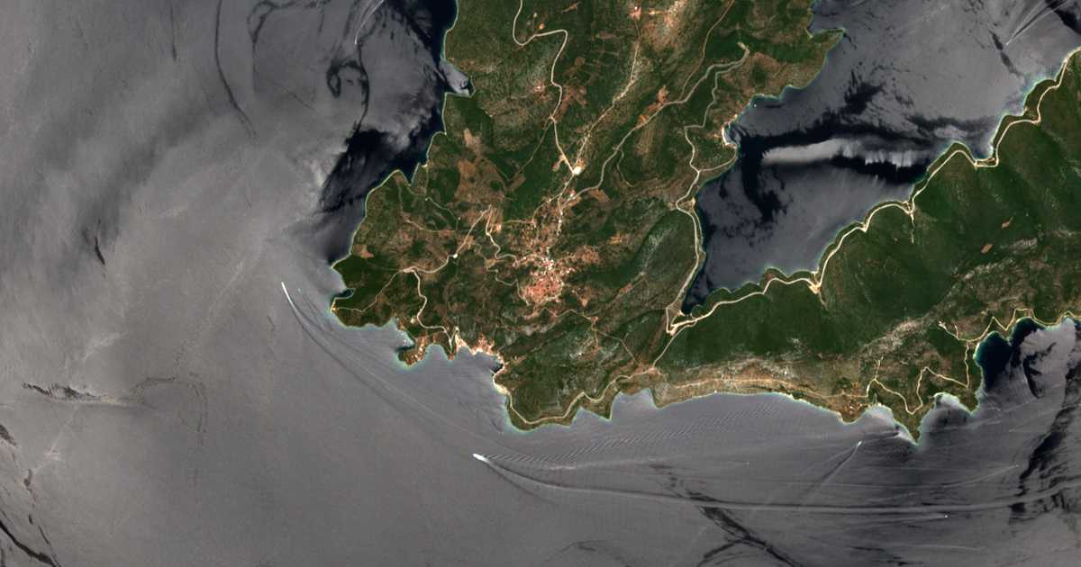 Carte satellite de Tríkeri