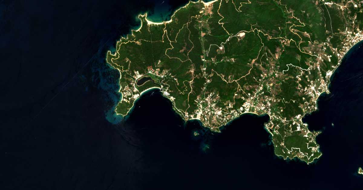 Carte satellite de Troúllos