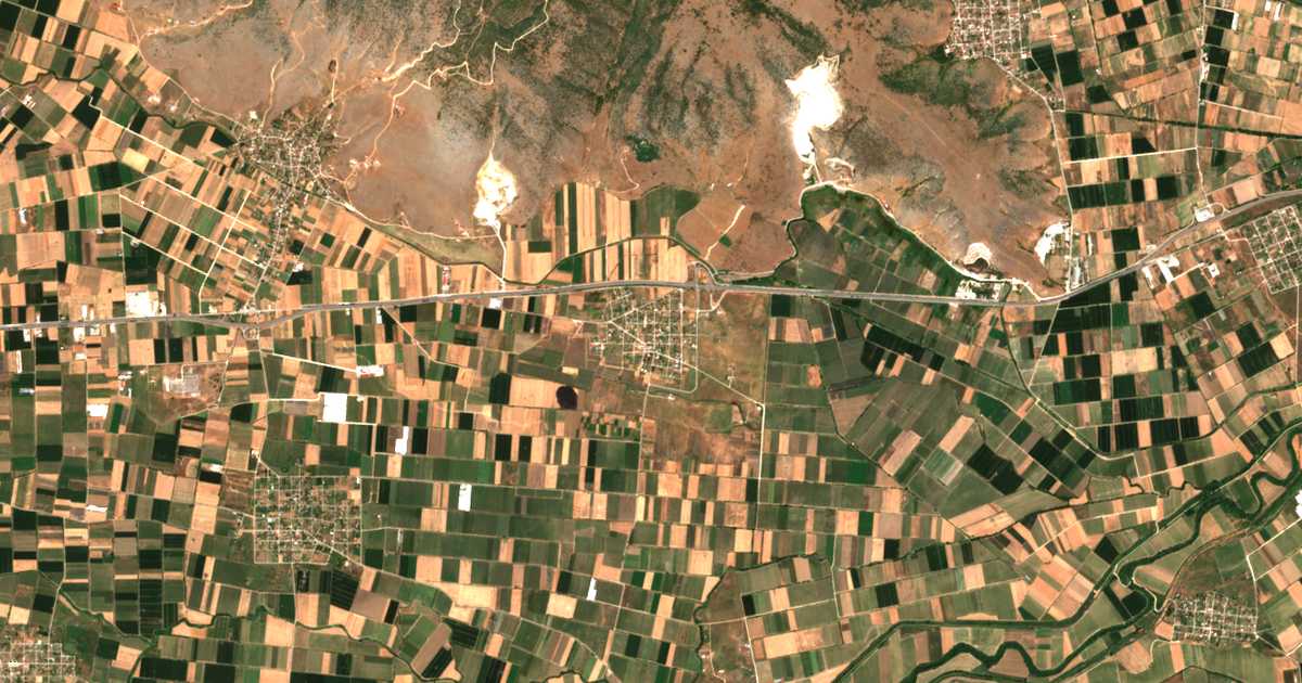 Carte satellite de Petróporos