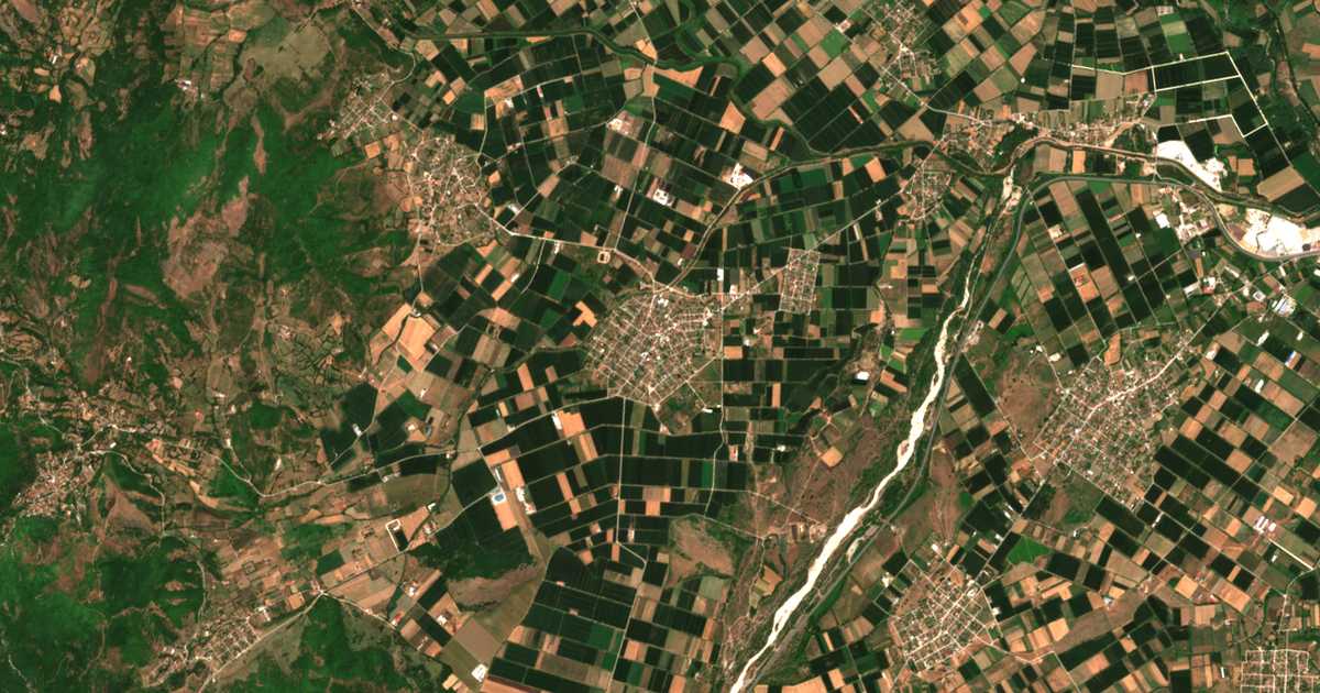 Carte satellite de Fíki