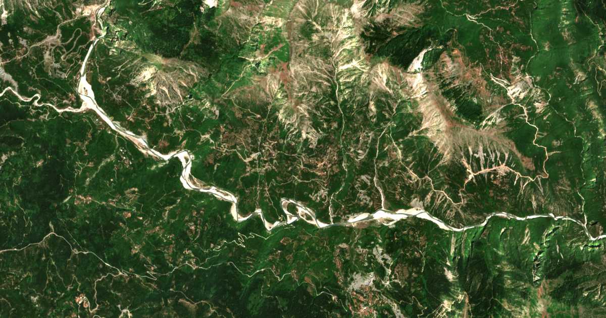 Carte satellite de Myrófyllo