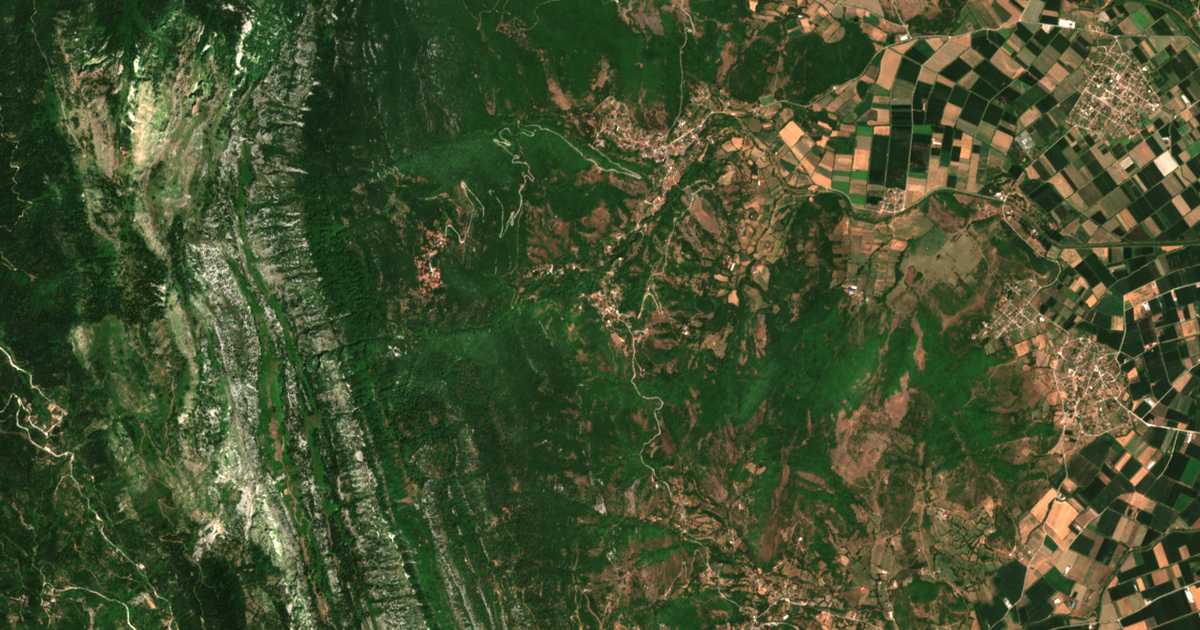 Carte satellite de Xylopároikon