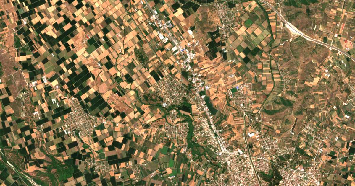 Carte satellite de Méga Kefalóvryson