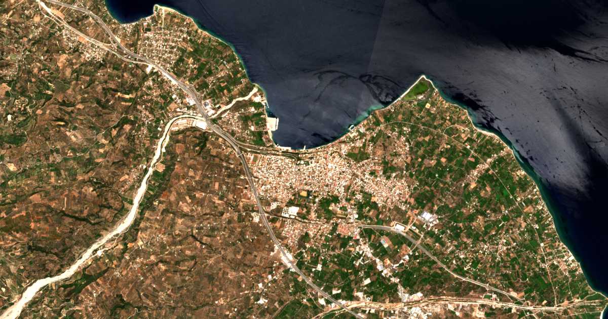 Carte satellite de Aigion