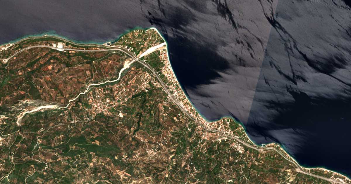 Carte satellite de Kráthi
