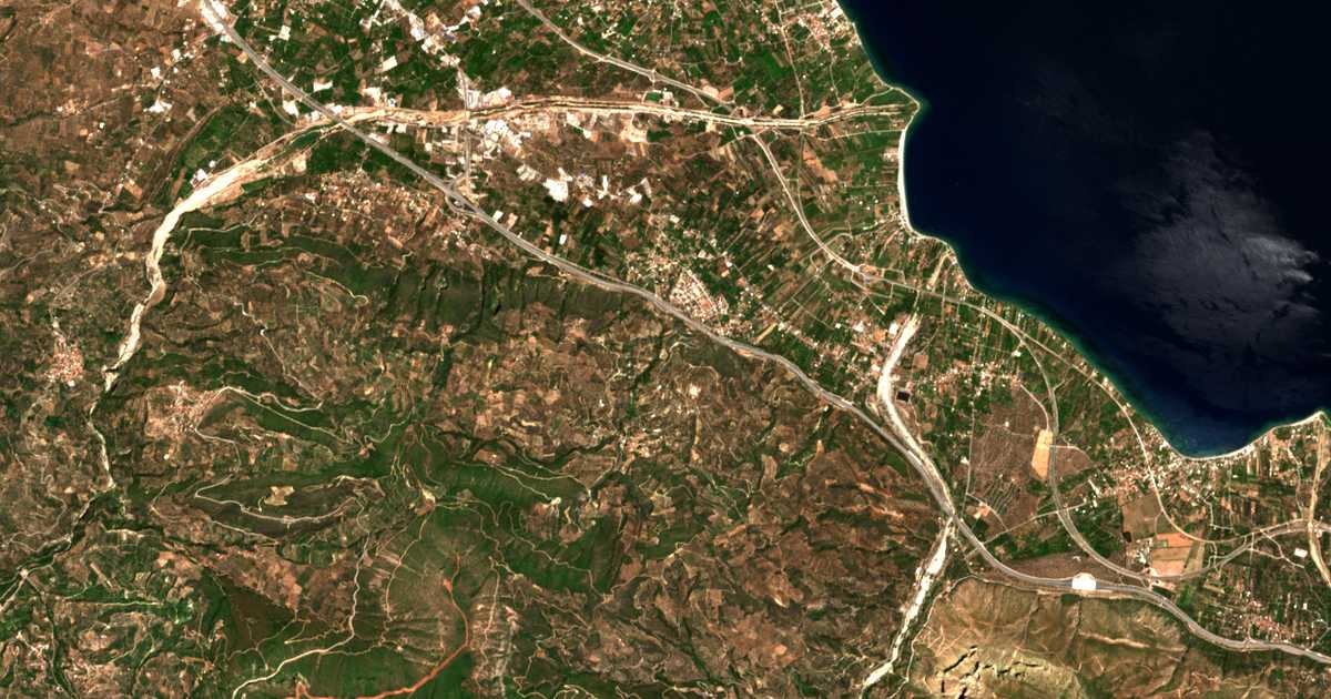 Carte satellite de Néa Kerýneia