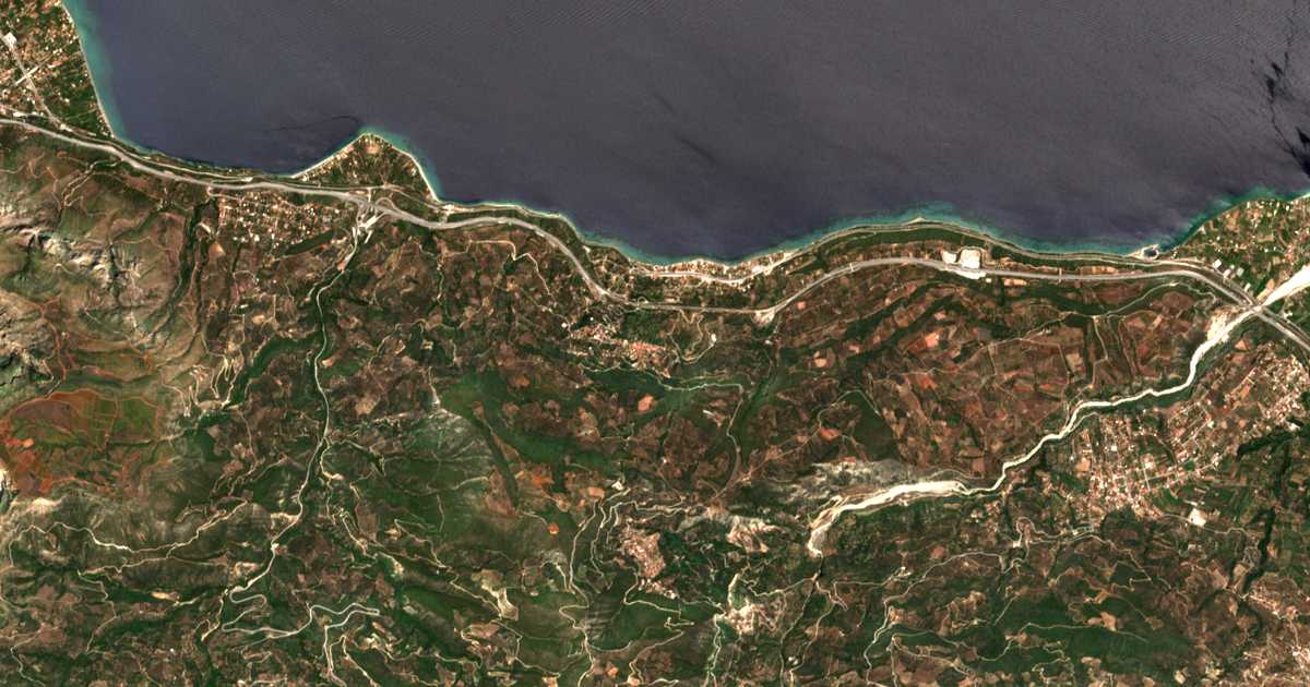 Carte satellite de Plátanos